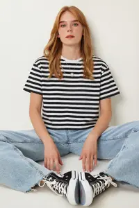 Lovelyİstanbul Oversize Striped Cotton Knitted T-shirt  BLACK WHITE