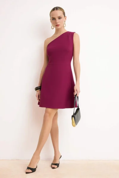 TRENDYOLMİLLA Plum Single Arm Skirt Opened at Waist Short / Mini Flexible Weaving Dress