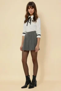 Hiccup pleated Mini Skirt - Image 3