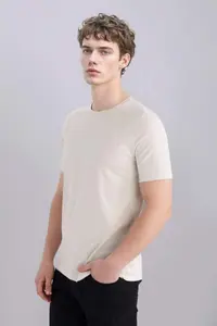DeFacto Slim Fit Narrow Cut Crew Neck Modal Blended Cotton Basic Plain Short Sleeve T-Shirt - Image 4