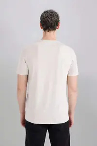 DeFacto Slim Fit Narrow Cut Crew Neck Modal Blended Cotton Basic Plain Short Sleeve T-Shirt - Image 6