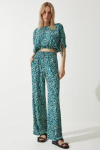 Happiness İstanbul Women's Green Patterned Blouse Palazzo Knitted Set - Image 3