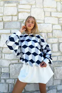 Trend Alaçatı Stili Women's Navy Blue-White Crew Neck Digital Printed Sweatshirt - Image 4