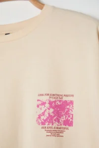 Trendyol Curve Beige Oversized Fit 100% Cotton Front and Back Printed Knitting Plus Size T-Shirt - Image 7
