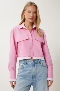 Happiness İstanbul Women's Pink Contrast Color Woven Crop Shirt