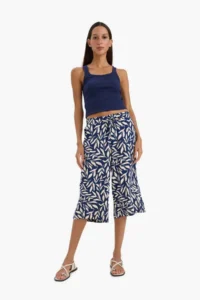 DeFacto High Waist Crop Fit Patterned Viscose Capri - Image 3