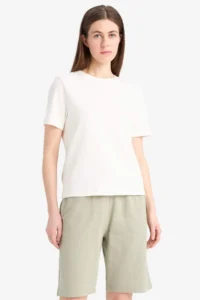 DeFacto Regular Fit Normal Waist Straight Leg Bermuda Shorts - Image 3