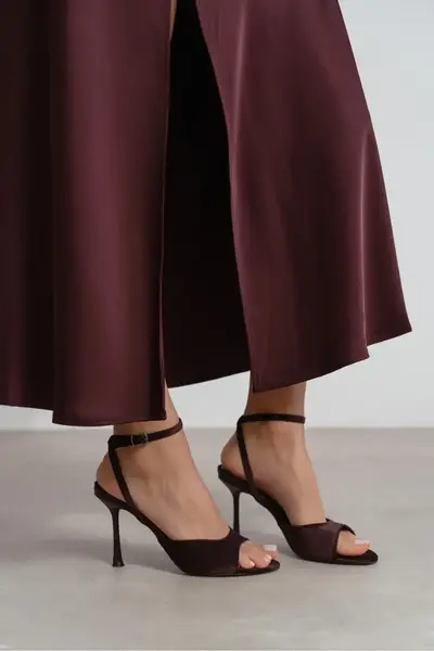 NSN-AVC5812K_Brown_Velvet_1
