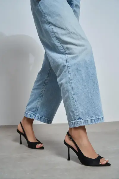 NSN-AVC7001K_Black_Satin_1