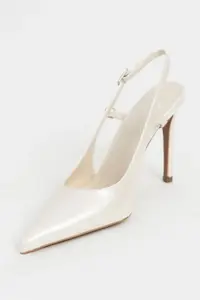 Nisantasi Shoes Ladonia Pearl Patent Arka Light Hair Clip Detailed Women Heels Shoes - Image 4