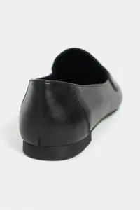 Nisantasi Shoes Rory Black MATTE Hair Clip Detailed Flat Sole Women Loafer Shoes - Image 4