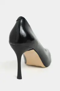 Nisantasi Shoes ZIVY Black RUSTIC Patterned Blunt Toe Pattern 7-8-Y Cm Heel Height Closed Heels Women Shoes - Image 5