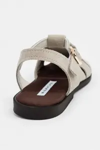 Nisantasi Shoes BIRD Beige Suede GENUINE Leather Hair Clip Detailed Flat Sole Women Sandals - Image 9