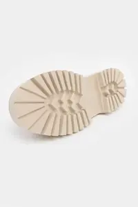 Nisantasi Shoes Stana Beige GENUINE Leather Hair Clip Detailed Thick Taban Women Shoes - Image 7