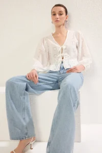 TRENDYOLMİLLA White embroidery Material Binding Detailed Regular Normal Pattern Weaving Shirt - Image 2