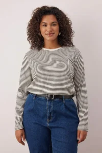 Trendyol Curve Multicolored 3 Sets Paket Regular/Normal Pattern Basic Crew Neck Knitting T-Shirt - Image 2