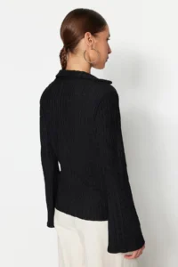 TRENDYOLMİLLA Black pleated and buttoned Flare/Spanish Arm Knitting Shirt - Image 5