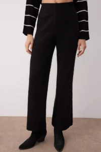 TRENDYOLMİLLA Black*001 Wide Pattern Striped Basic Fitted Knitwear Top and Bottom Set - Image 3