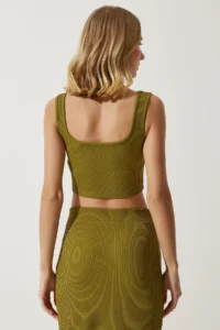 Happiness İstanbul Women's Oil Green Strap Crop Pencil Skirt Knitted Suit - Image 7