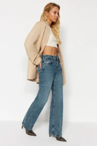 TRENDYOLMİLLA Mavi Soluk Efekt Vintage High Waist Wide Leg Wide Leg 100% Cotton Non-Stretch jeans - Image 2