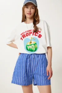 Happiness İstanbul Women Dark Blue Striped Rahat Shorts - Image 3
