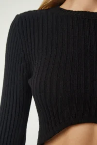 Happiness İstanbul Women Black Ribbed Crop Skirt Knitwear Set - Image 4