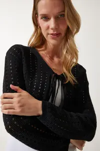 Happiness İstanbul Women Black Cellular Knitwear Bolero Cardigan - Image 2