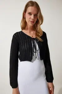 Happiness İstanbul Women Black Cellular Knitwear Bolero Cardigan - Image 3