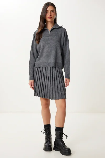 PF00113-GRAY_1