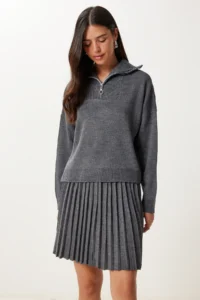 Happiness İstanbul Women Gray Knitwear Sweater Skirt Set - Image 3