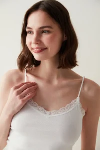 Penti White Thin Sleeveless Lace Detailed Tank Top - Image 3