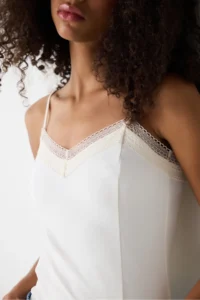 Penti Cream V-neck Lace slim Fit Tank Top - Image 3