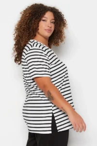 Trendyol Curve Black-White Striped V -Yaka Knitting T-Shirt - Image 2
