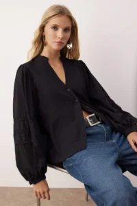 TRENDYOLMİLLA Black Sleeves Lace Stripe Detailed Boho Shirt