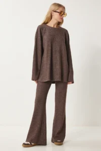 Happiness İstanbul Women's Brown Comfortable Corduroy Knitted Blouse and Trousers Set