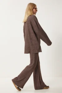 Happiness İstanbul Women's Brown Comfortable Corduroy Knitted Blouse and Trousers Set - Image 4