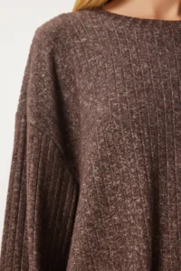 Happiness İstanbul Women's Brown Comfortable Corduroy Knitted Blouse and Trousers Set - Image 7