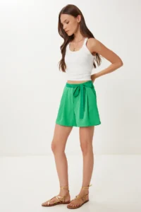 Happiness İstanbul Women's Dark Green Tie Detailed Mini Woven Shorts - Image 3