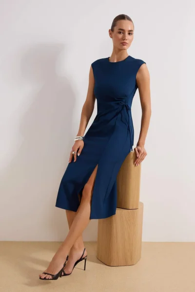 TRENDYOLMİLLA Petrol Blue Blue Blue Binding Detailed Midi Weaving Dress