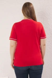 Trendyol Curve Red Crew Neck Biye Detailed Basic Plus Size T-Shirt - Image 4