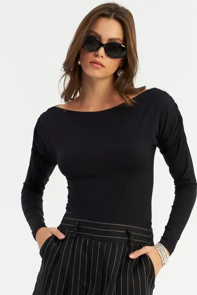 SE2-BLACK_1