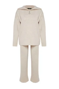 TRENDYOLMİLLA Stone Wide Pattern Zippered Knitwear Top and Bottom Set - Image 6