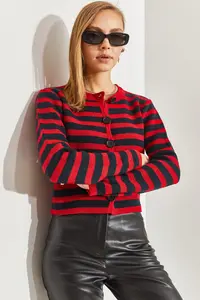 Bianco Lucci Women buttoned Striped Knitwear Cardigan - Image 4