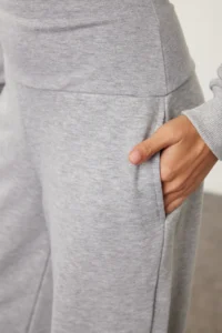 TRENDYOLMİLLA Gray Thin Extra High Waist Wide Leg/Wide Cut Pants - Image 4