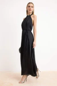 TRENDYOLMİLLA Black Belted Maxi Lined Elegant/Evening Dress - Image 3