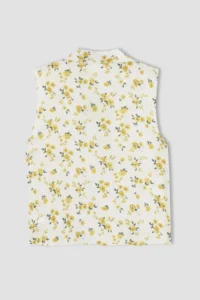 DeFacto Girl's Regular Fit Sleeveless Patterned Short Sleeve Shirt - Image 4