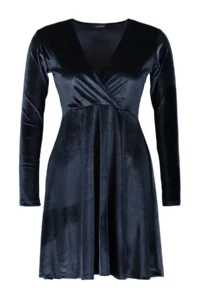 Trendyol Curve Black Double breasted Yaka Velvet Knitting Dress - Image 7