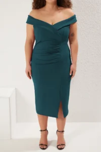 Trendyol Curve Emerald Green Body-Fitting Gather Detailed Knitting Plus Size Dress - Image 3