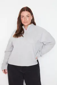 Trendyol Curve Gray Thessaloniki/Knitwear look Zippered Collar Regular/Normal Pattern Knitting Sweatshirt - Image 2