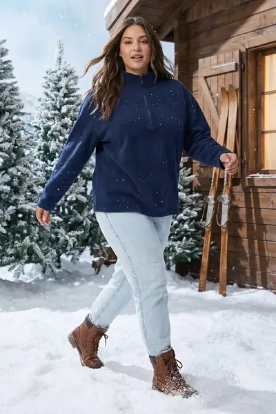 Trendyol Curve Navy Blue Thessaloniki/Knitwear look Zippered Collar Regular/Normal Pattern Knitting Sweatshirt